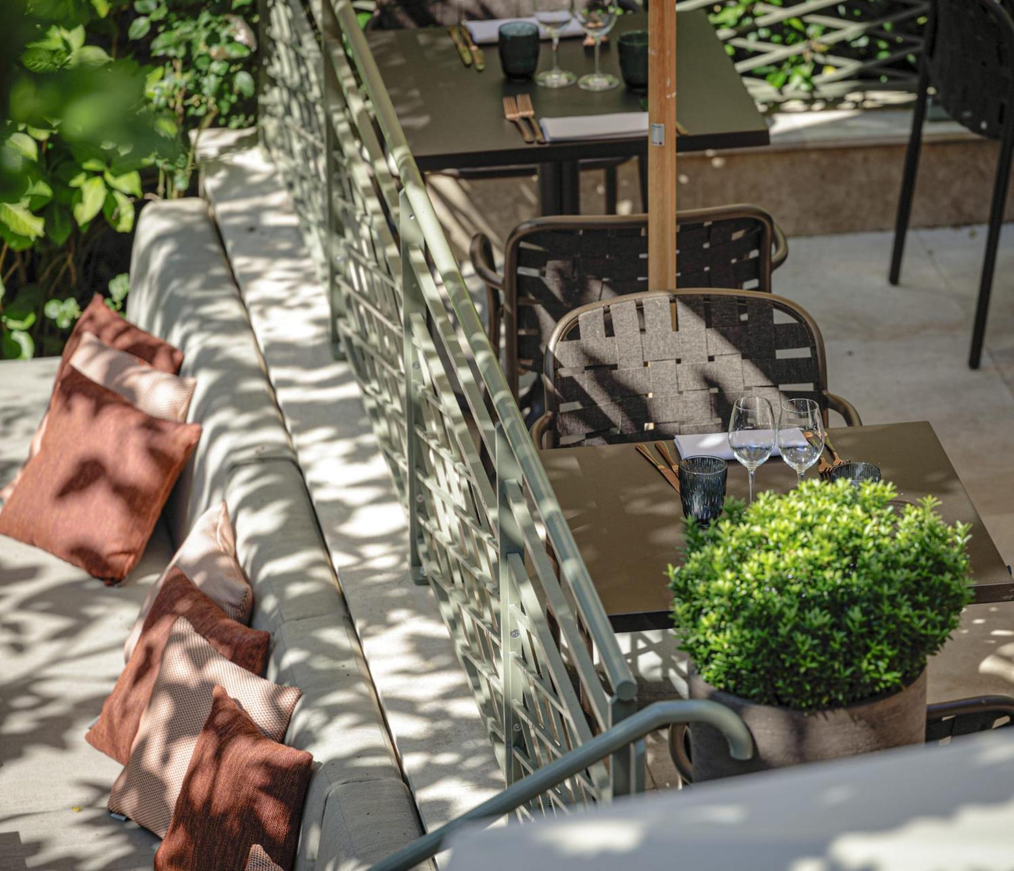Les Etangs De Corot Hotell Ville-dʼAvray Exteriör bild